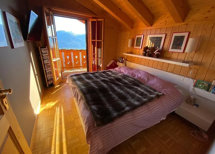 Beautiful With Exceptional View 木屋 *